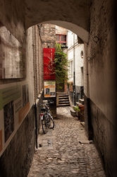 Bruges Alley 